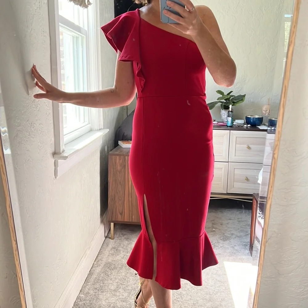 Gorgeous red one strap gown with slit midi S - Picture 2 of 7